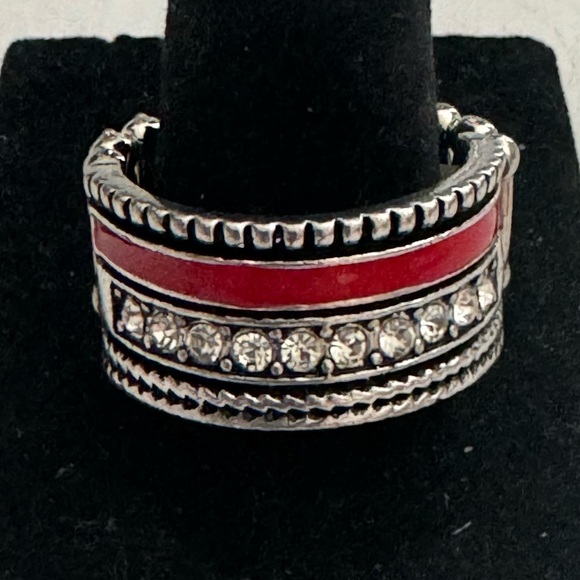 Unique Silver Tone Band Statement Ring - One Size Stretch Back - Picture 2 of 7